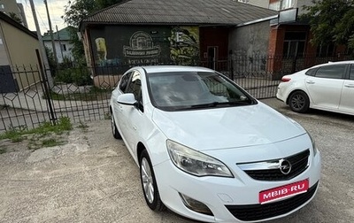 Opel Astra J, 2011 год, 712 000 рублей, 1 фотография