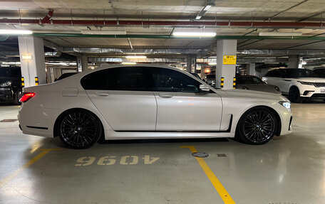 BMW 7 серия, 2016 год, 3 999 900 рублей, 12 фотография