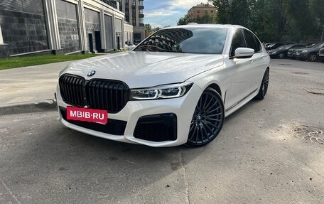 BMW 7 серия, 2016 год, 3 999 900 рублей, 15 фотография