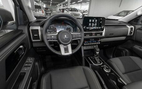 Mitsubishi L200, 2025 год, 5 300 000 рублей, 7 фотография