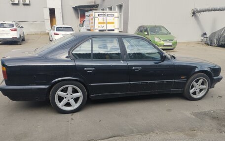 BMW 5 серия, 1995 год, 350 000 рублей, 3 фотография