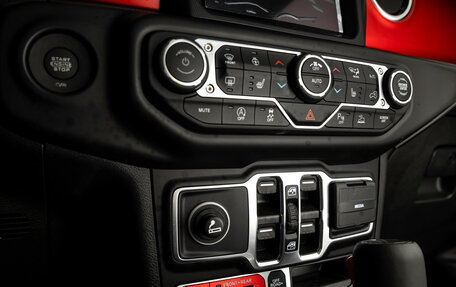 Jeep Wrangler, 2023 год, 7 500 000 рублей, 17 фотография
