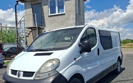 Renault Trafic, 2002 год, 820 000 рублей, 2 фотография