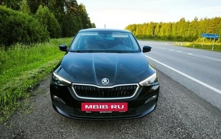 Skoda Rapid II, 2022 год, 1 730 000 рублей, 2 фотография