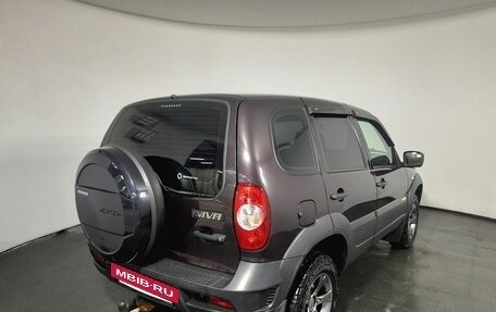 Chevrolet Niva I рестайлинг, 2017 год, 720 000 рублей, 4 фотография