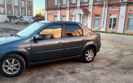 Renault Logan I, 2010 год, 370 000 рублей, 2 фотография