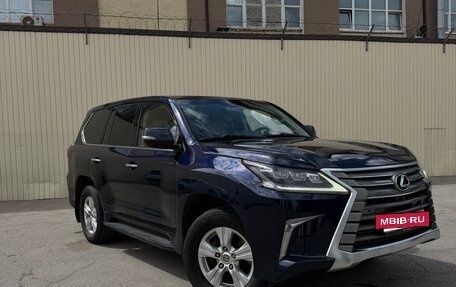 Lexus LX III, 2016 год, 6 650 000 рублей, 3 фотография
