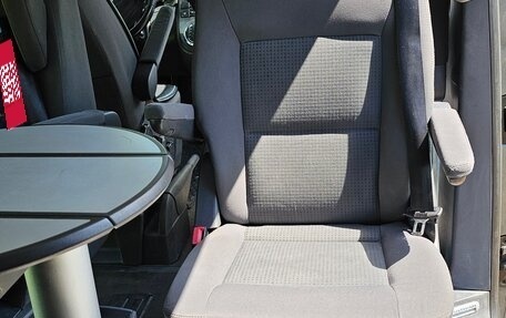 Volkswagen Multivan T5, 2009 год, 1 590 000 рублей, 27 фотография