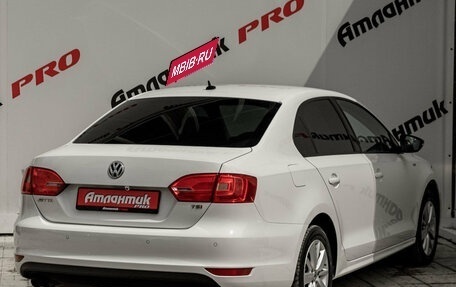 Volkswagen Jetta VI, 2013 год, 1 050 000 рублей, 7 фотография
