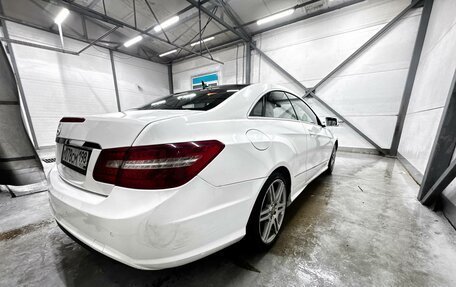 Mercedes-Benz E-Класс, 2012 год, 1 150 000 рублей, 5 фотография