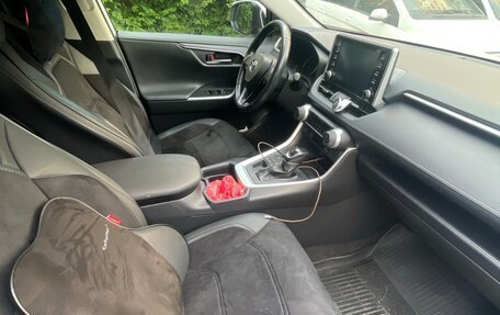 Toyota RAV4, 2021 год, 4 299 000 рублей, 14 фотография