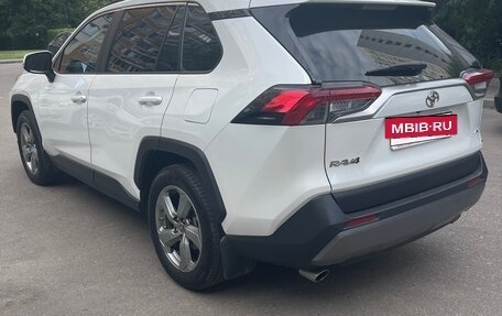 Toyota RAV4, 2021 год, 4 299 000 рублей, 5 фотография
