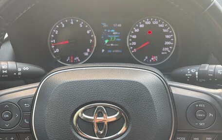 Toyota RAV4, 2021 год, 4 299 000 рублей, 17 фотография