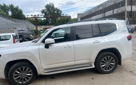 Toyota Land Cruiser, 2021 год, 12 200 000 рублей, 2 фотография