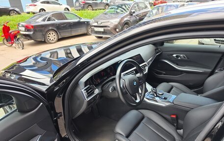 BMW 3 серия, 2021 год, 4 080 000 рублей, 17 фотография