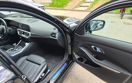 BMW 3 серия, 2021 год, 4 080 000 рублей, 14 фотография
