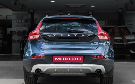 Volvo V40 Cross Country I, 2019 год, 2 500 000 рублей, 6 фотография
