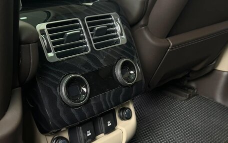 Land Rover Range Rover IV рестайлинг, 2020 год, 6 400 000 рублей, 16 фотография