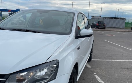 Volkswagen Polo VI (EU Market), 2018 год, 1 100 000 рублей, 13 фотография