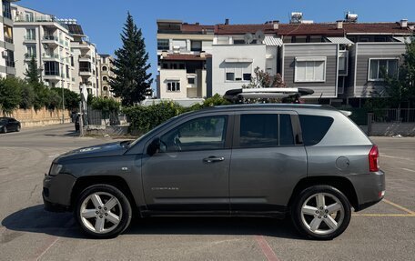 Jeep Compass I рестайлинг, 2012 год, 800 000 рублей, 5 фотография