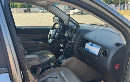 Jeep Compass I рестайлинг, 2012 год, 800 000 рублей, 8 фотография