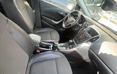 Opel Astra J, 2011 год, 590 000 рублей, 4 фотография
