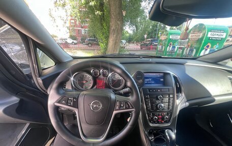 Opel Astra J, 2011 год, 590 000 рублей, 2 фотография