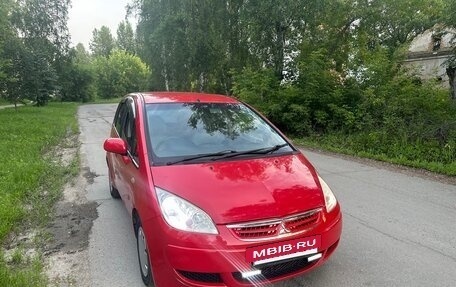 Mitsubishi Colt VI рестайлинг, 2005 год, 310 000 рублей, 2 фотография