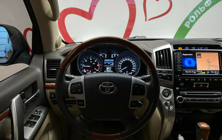 Toyota Land Cruiser 200, 2012 год, 3 340 000 рублей, 15 фотография
