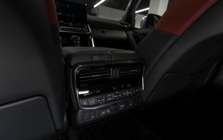 Toyota Land Cruiser, 2025 год, 14 850 000 рублей, 18 фотография
