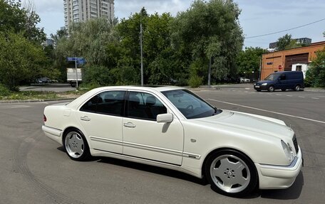 Mercedes-Benz E-Класс, 1998 год, 1 600 000 рублей, 6 фотография