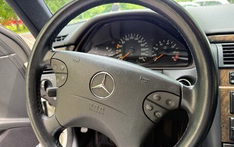 Mercedes-Benz E-Класс, 1998 год, 1 600 000 рублей, 20 фотография