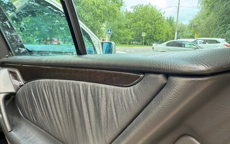 Mercedes-Benz E-Класс, 1998 год, 1 600 000 рублей, 27 фотография
