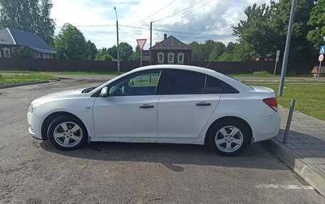 Chevrolet Cruze II, 2010 год, 400 000 рублей, 3 фотография