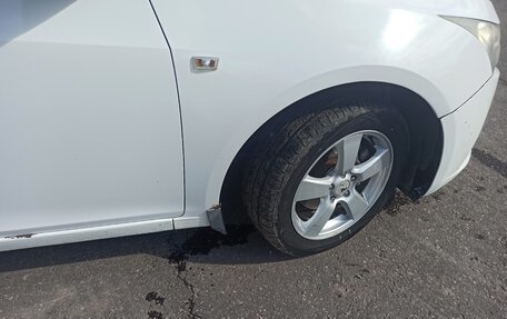 Chevrolet Cruze II, 2010 год, 400 000 рублей, 12 фотография