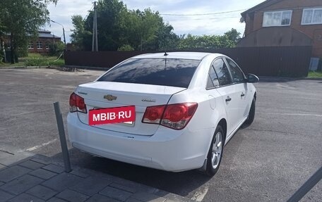 Chevrolet Cruze II, 2010 год, 400 000 рублей, 6 фотография
