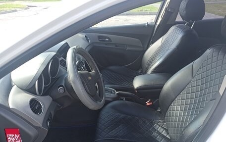 Chevrolet Cruze II, 2010 год, 400 000 рублей, 18 фотография