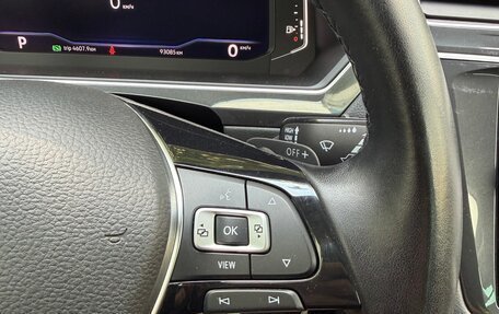Volkswagen Tiguan II, 2020 год, 3 195 000 рублей, 27 фотография