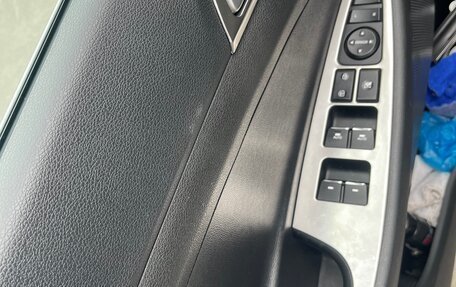 Hyundai Tucson III, 2019 год, 1 900 000 рублей, 6 фотография