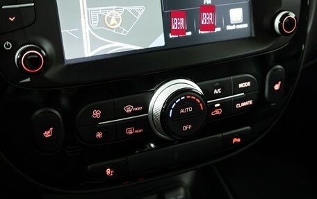 KIA Soul II рестайлинг, 2018 год, 1 799 700 рублей, 19 фотография