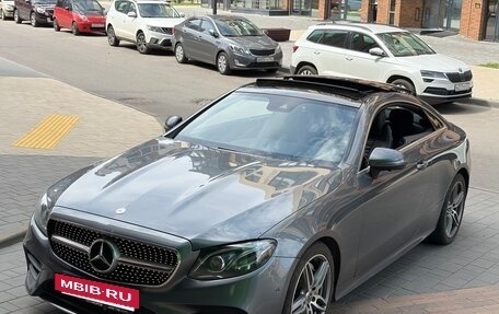 Mercedes-Benz E-Класс, 2017 год, 3 490 000 рублей, 6 фотография