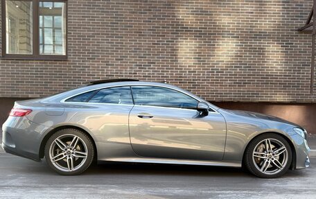 Mercedes-Benz E-Класс, 2017 год, 3 490 000 рублей, 11 фотография