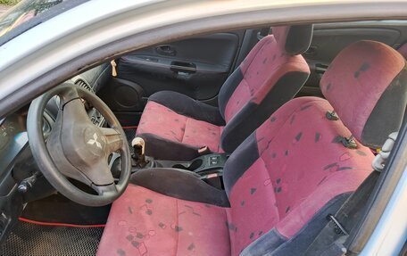 Mitsubishi Carisma I, 2000 год, 300 000 рублей, 7 фотография