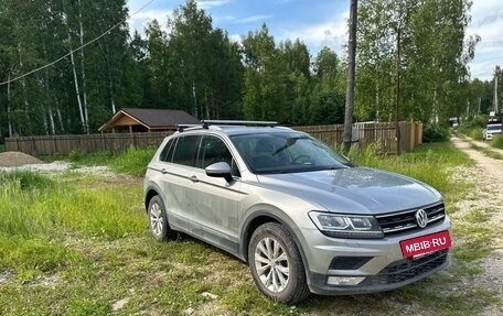 Volkswagen Tiguan II, 2017 год, 1 950 000 рублей, 2 фотография
