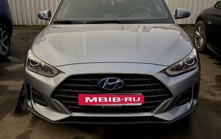 Hyundai Veloster II, 2019 год, 2 250 000 рублей, 2 фотография