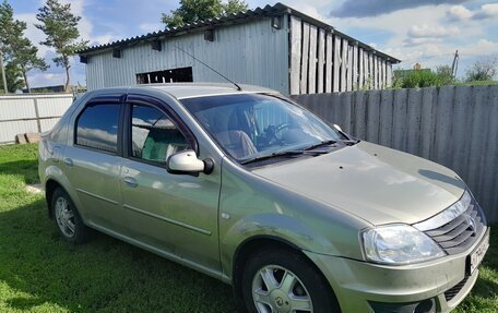 Renault Logan I, 2013 год, 430 000 рублей, 2 фотография