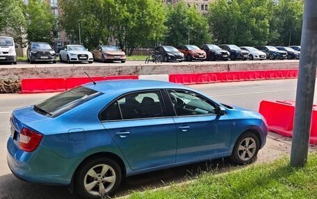 Skoda Rapid I, 2014 год, 1 200 000 рублей, 2 фотография