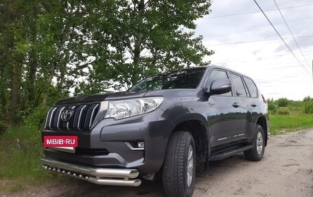 Toyota Land Cruiser Prado 150 рестайлинг 2, 2021 год, 6 220 000 рублей, 3 фотография