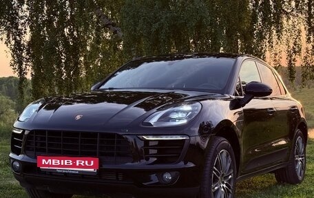 Porsche Macan I рестайлинг, 2017 год, 3 500 000 рублей, 2 фотография