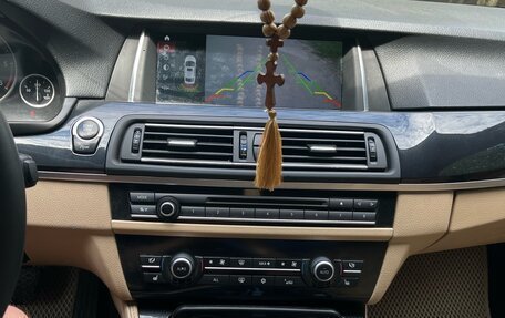 BMW 5 серия, 2012 год, 2 250 000 рублей, 8 фотография